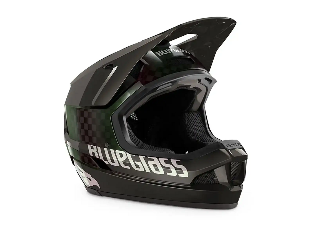 BLUEGRASS Helmet Legit Carbon