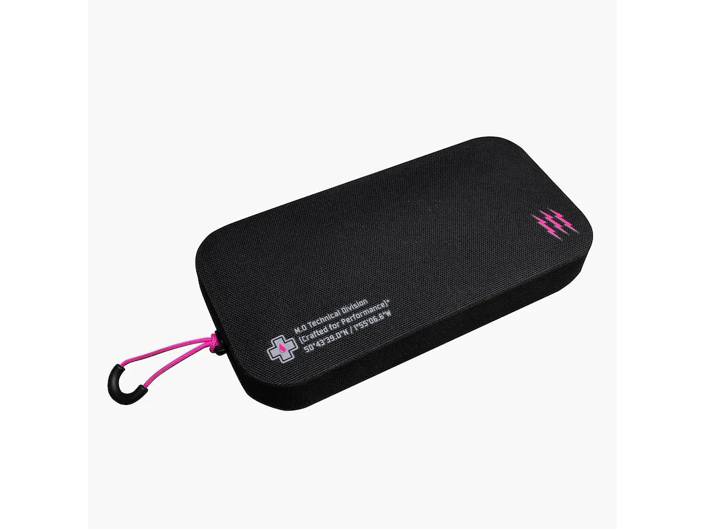 Muc-Off Waterproof Essentials Case – vedenpitävä tarvikekotelo -
