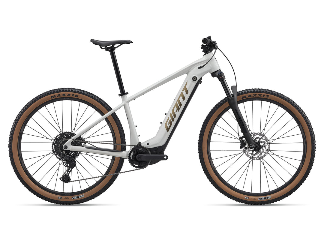 Giant Fathom E+ 2 2027 Null White