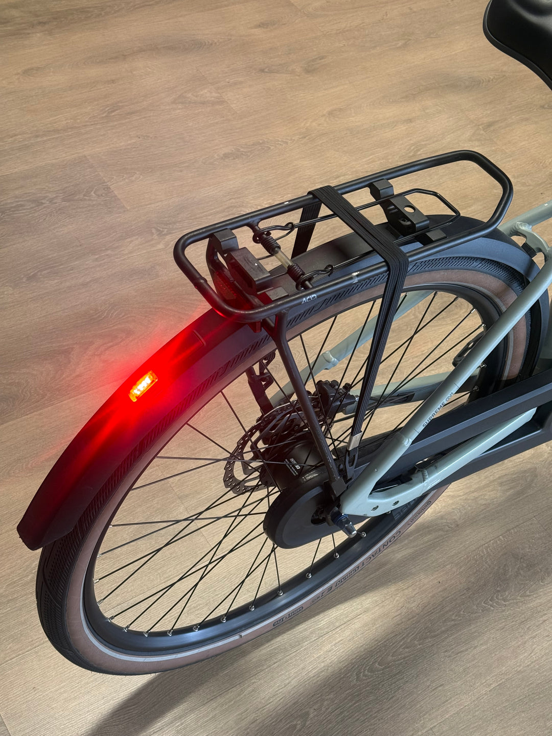 Käytetty Cube Supreme Hybrid 400Wh XS