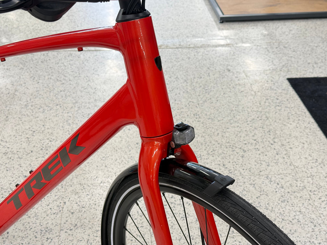Käytetty Trek FX2 L koko