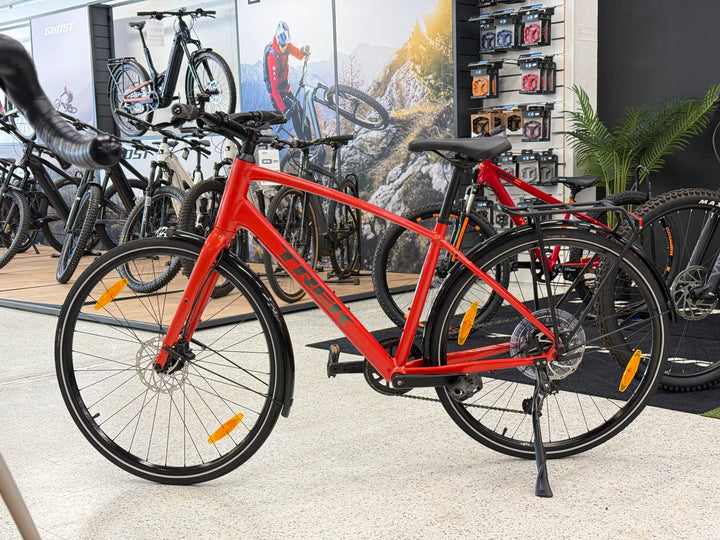 Käytetty Trek FX2 L koko
