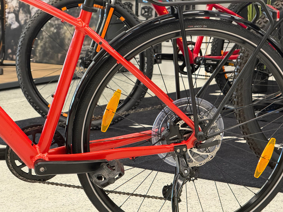 Käytetty Trek FX2 L koko