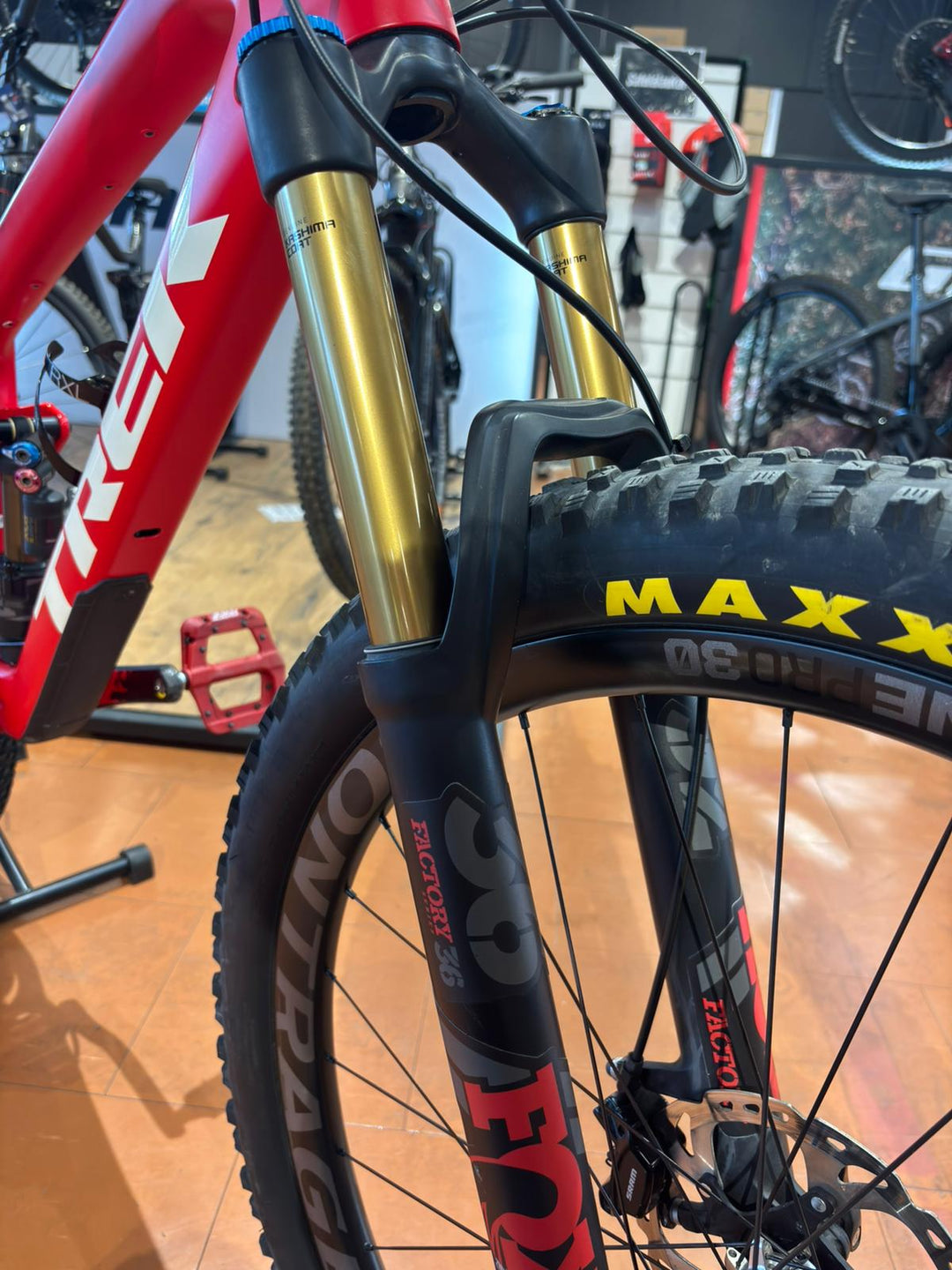Käytetty Trek Slash 9.9 XL