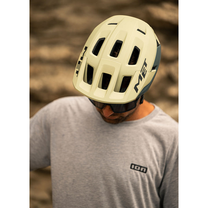 MET Helmet Terræ MIPS Pistachio Green/Matt M (56-58 cm)